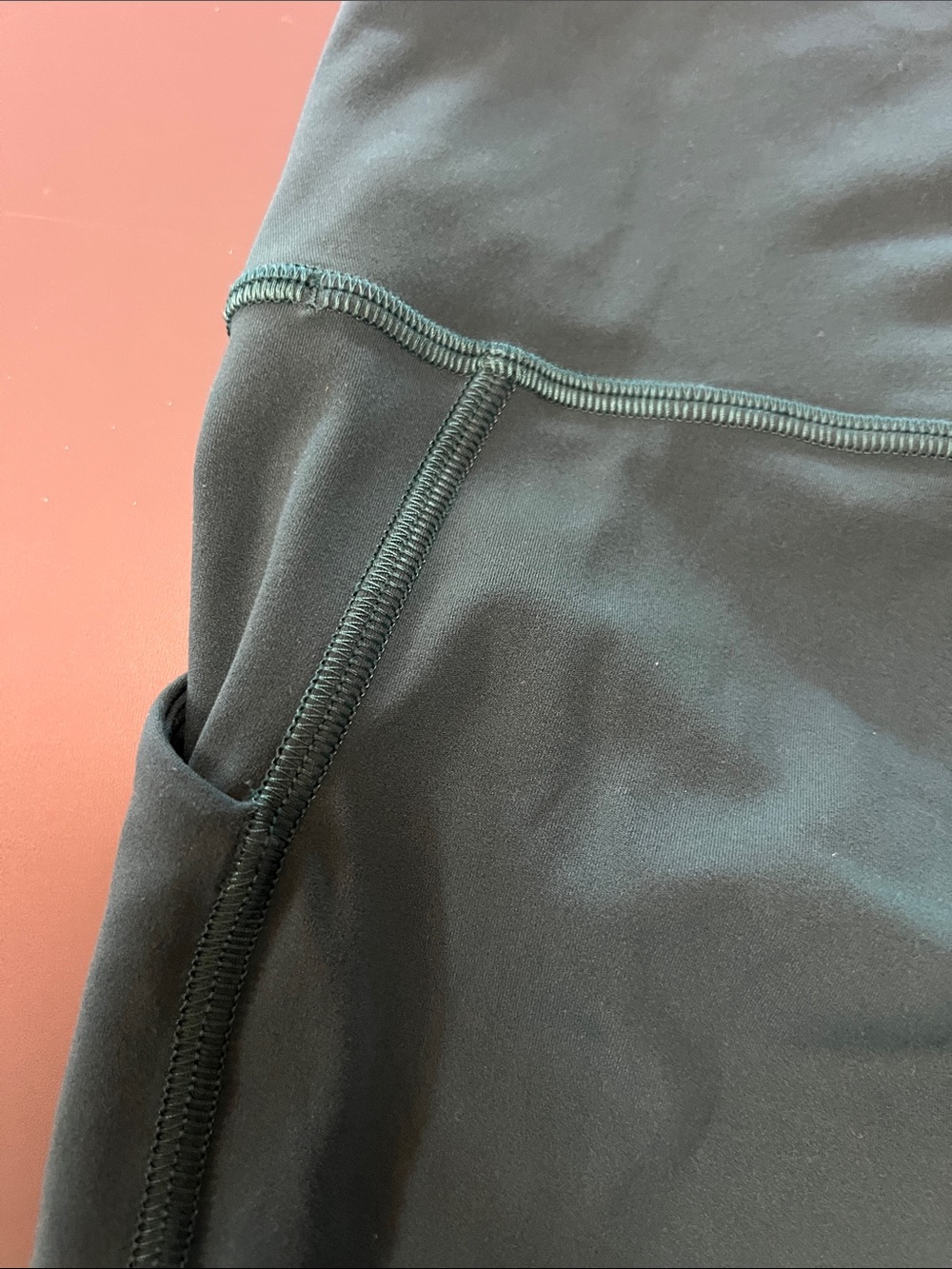 Lululemon High-Rise Leggings in Deep Green - Picture 2 of 5